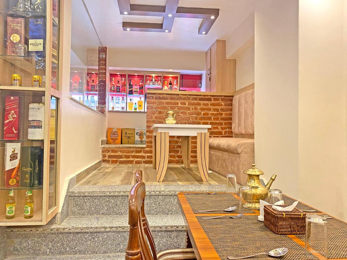 Hotel Airport Gurkha Katmandu Dış mekan fotoğraf