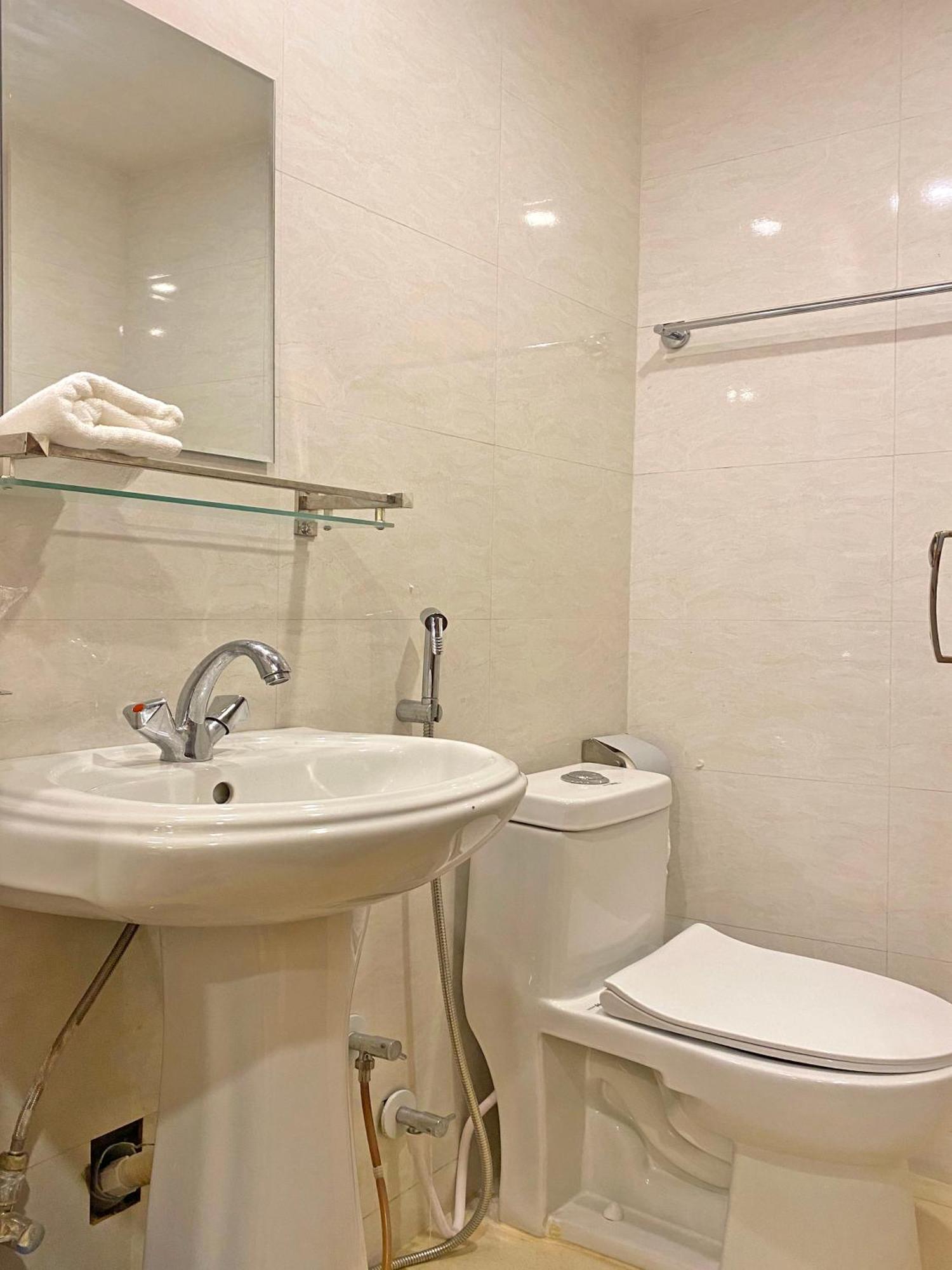 Hotel Airport Gurkha Katmandu Dış mekan fotoğraf