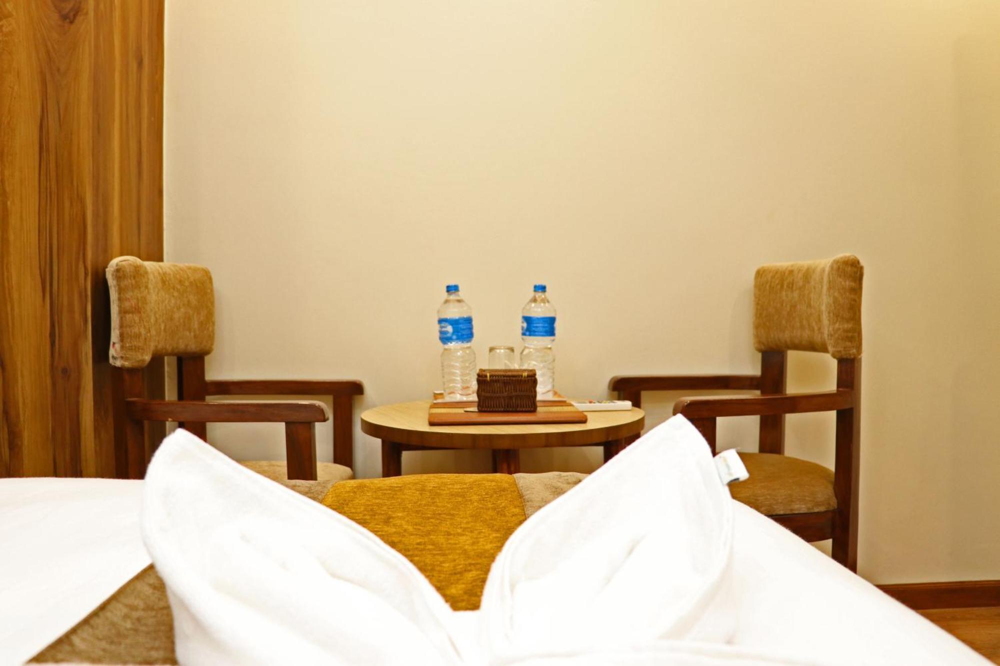 Hotel Airport Gurkha Katmandu Dış mekan fotoğraf